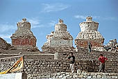 Ladakh - Leh, chortens